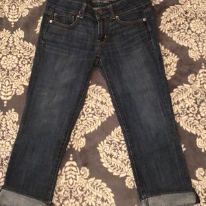 American Eagle Capris Jean Pants